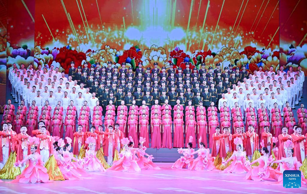 Performance staged in Urumqi to mark 70th founding anniversary of Xinjiang Production and Construction Corps