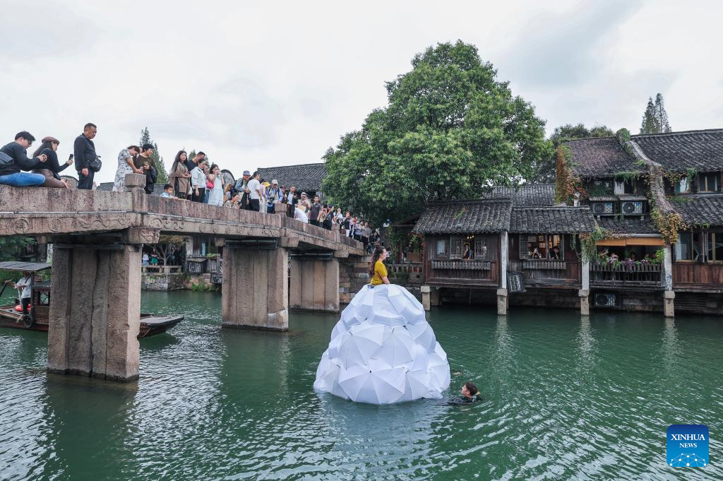 11th Wuzhen Theatre Festival kicks off with diversified performances, activities