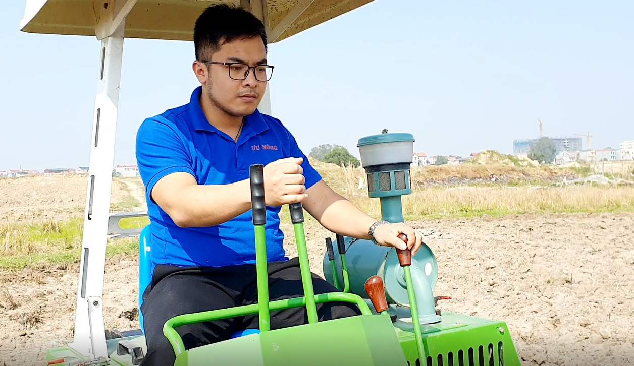 Young Vietnamese helps popularize China’s agricultural machinery in Vietnam