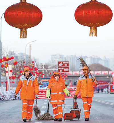 錦繡中國(guó)年丨堅(jiān)守崗位作貢獻(xiàn) 凝心聚力共奮進(jìn)