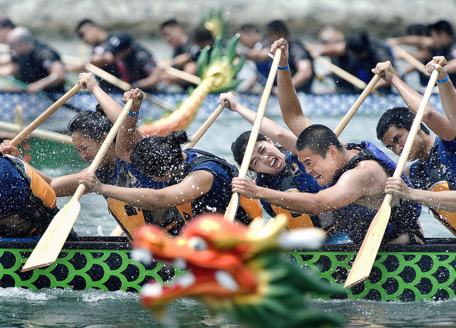 Customs to celebrate Dragon Boat Festival