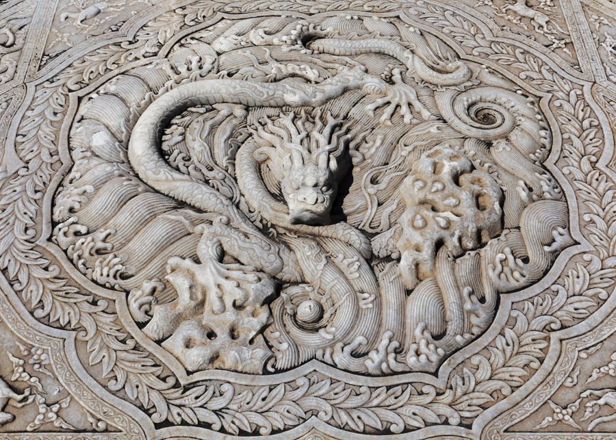 Dragon decorations: Guardians of Forbidden City