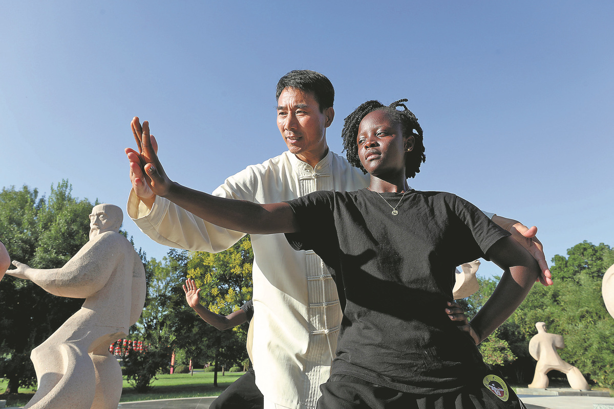 Tai chi activities spread Chinese culture overseas